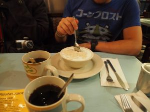 My friend ordered "Hot Milk", and what came out was "Oat Meal", however, this oatmeal happened to be really good...