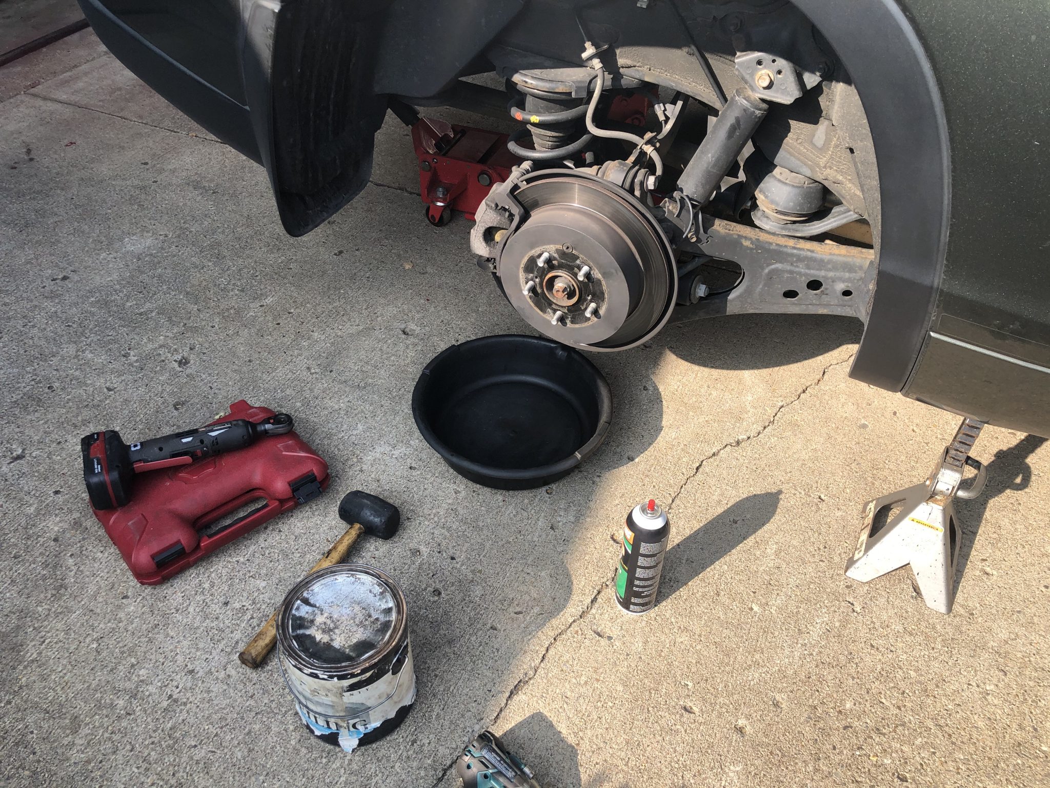 DIY 2015 Toyota Highlander Brakes EBC Yellow Stuff Tacti's Garage